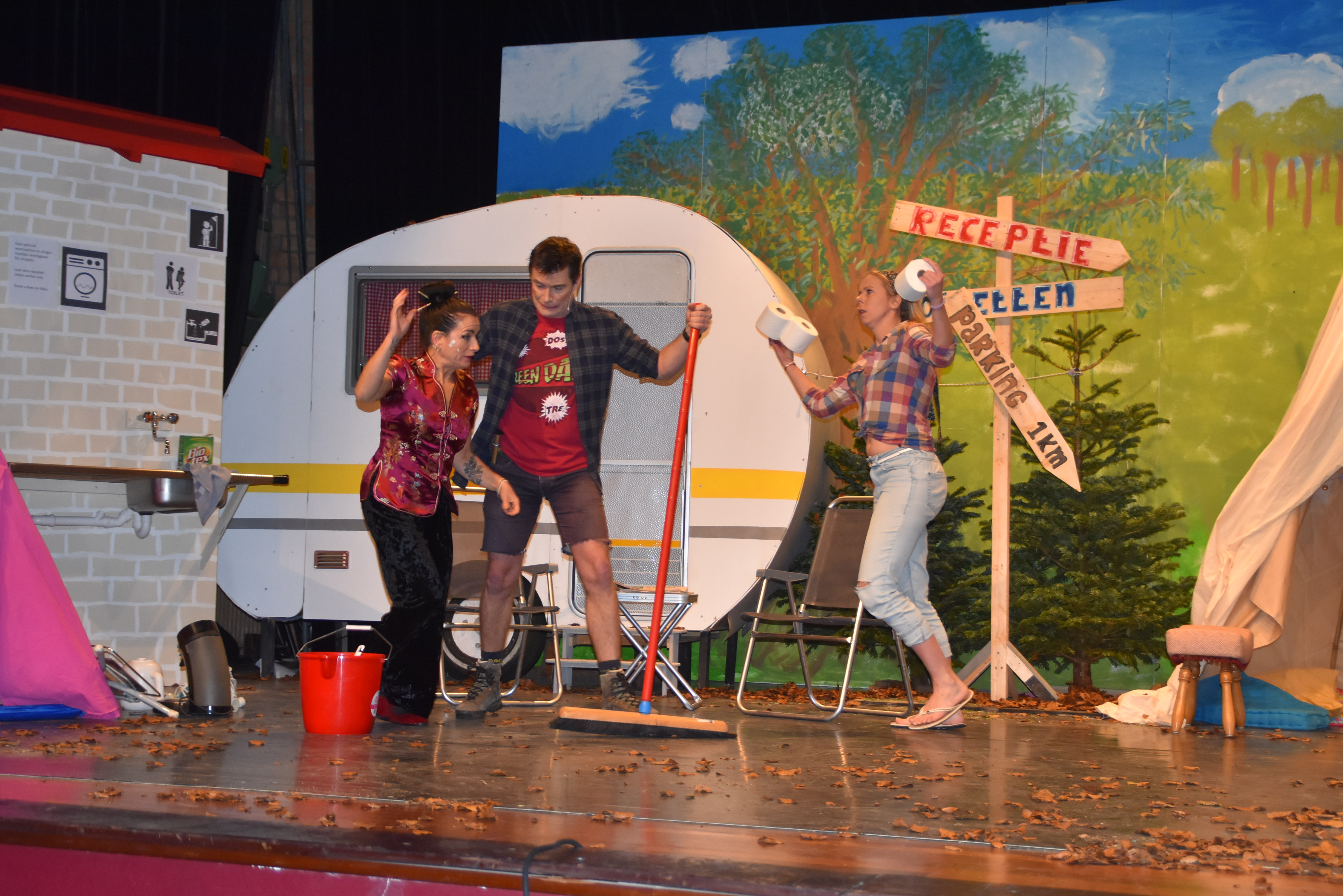 Vreemde vogels op de camping